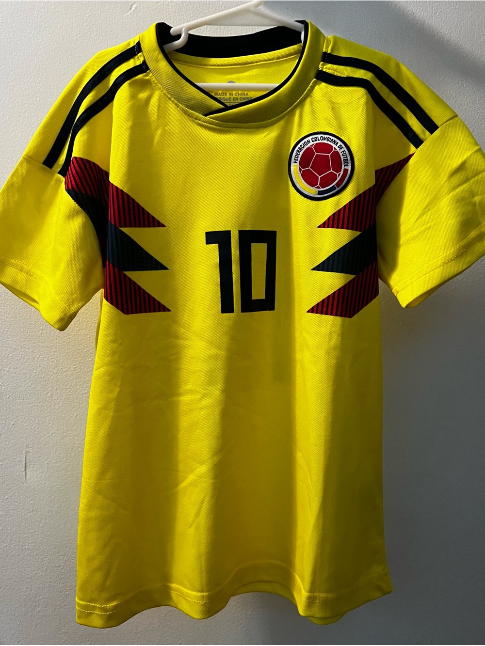 Kids Yellow Soccer Jersey with Number 10 - National Team Style